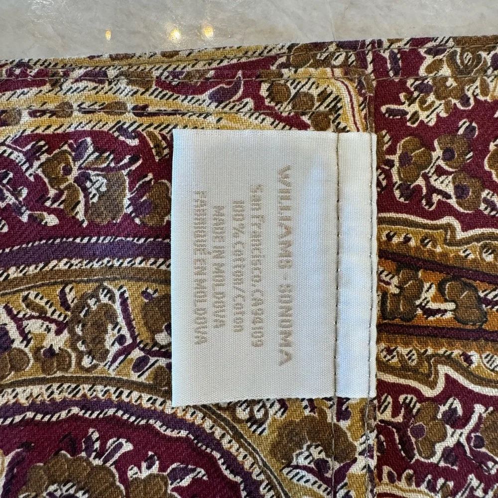 Williams Sonoma Paisley Table Runner - Burgundy and Gold